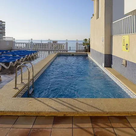 Avenida 4*
