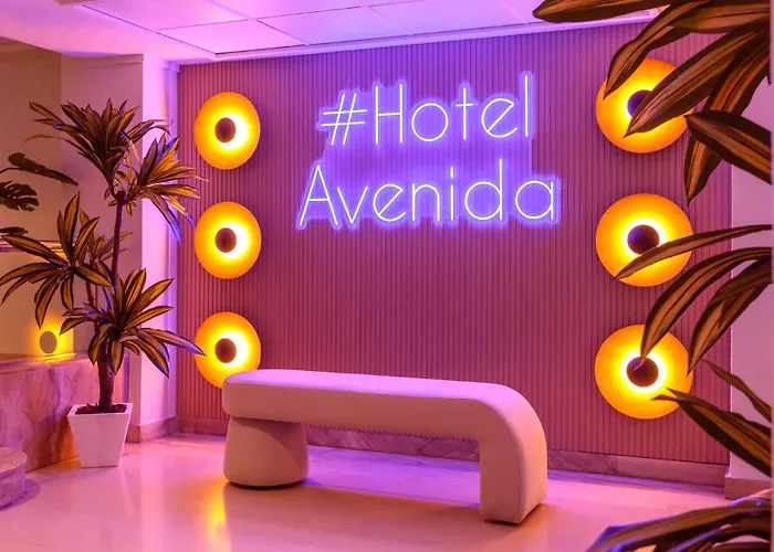 Avenida מלון בנידורם