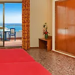 Avenida Hotel 4*