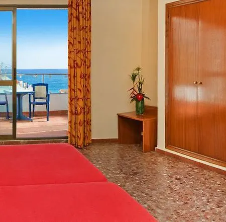 Avenida Hotel 4*