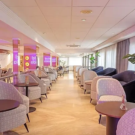 Avenida Hotel