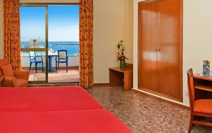 Avenida Hotel 4*