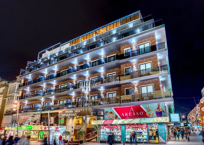 Avenida Hotell
