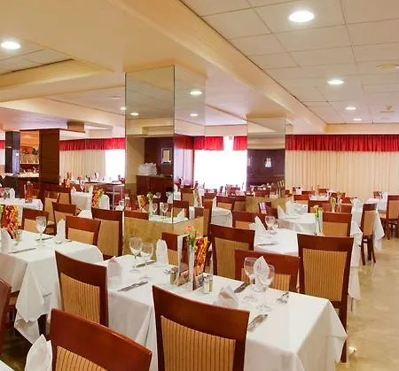 Ξενοδοχείο Avenida 4*