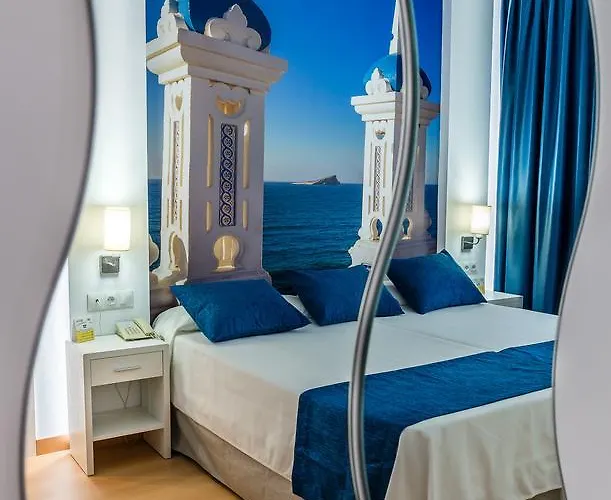 Avenida Hotel